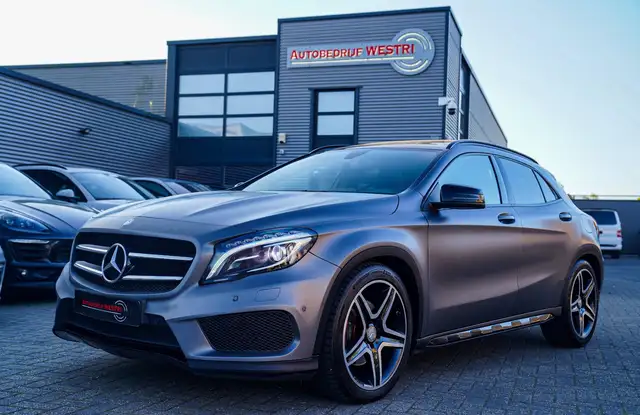 Mercedes-Benz GLA 250 Business | Panorama | Camera | Sportstoelen