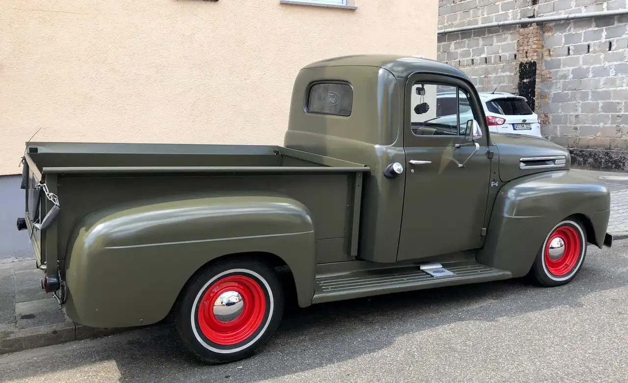 Ford F 1 Pick Up, foto 2