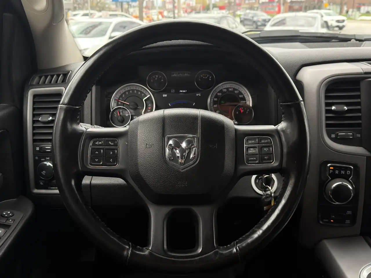 RAM 1500 снимка RAM 1500