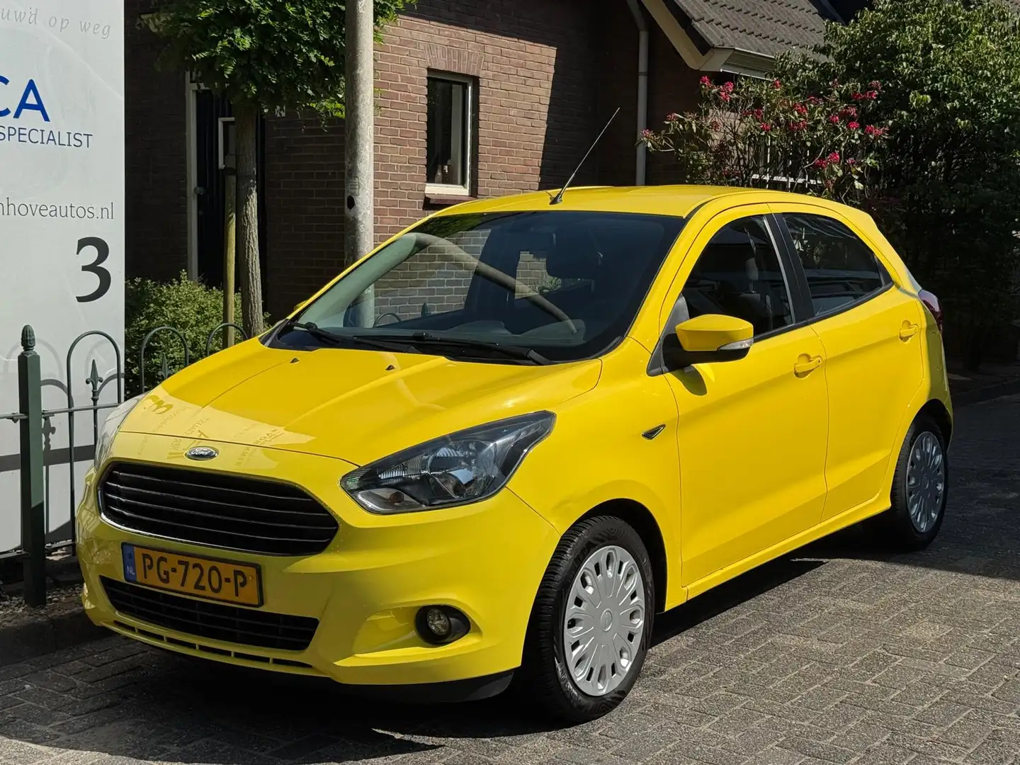 Ford Ka/Ka+ 1.2 Trend Ultimate 5-Deurs/Airco/El.ramen Geel - 2
