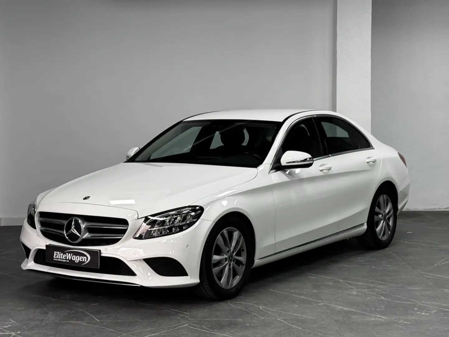 Mercedes-Benz C 220 220d 9G-Tronic Bílá - 2