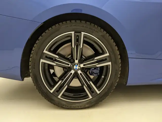 BMW 4 Series view 8