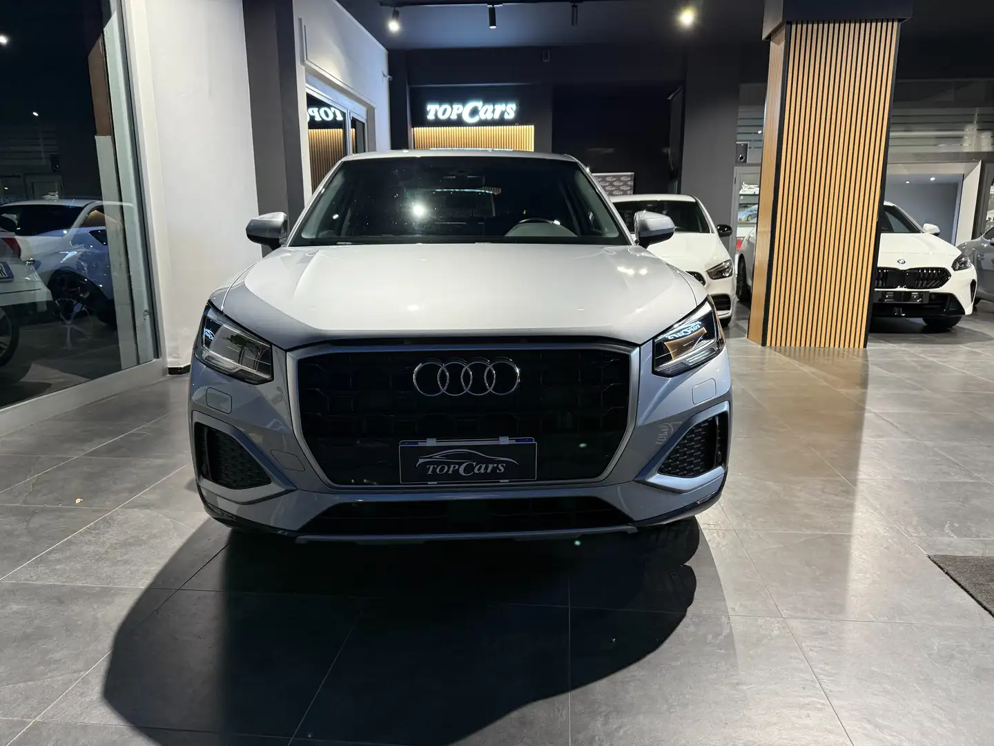 Audi Q2 2.0 tdi s-tronic Gris - 1