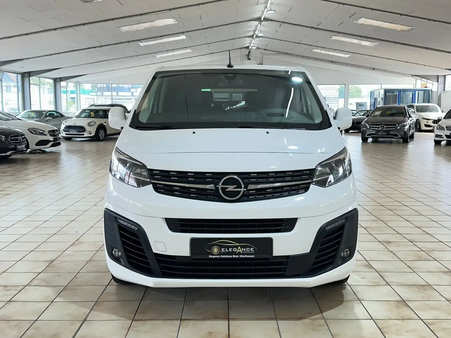 Opel Zafira Life Tourer M Aut*Massage*Xenon*Kamera Blanc - 2