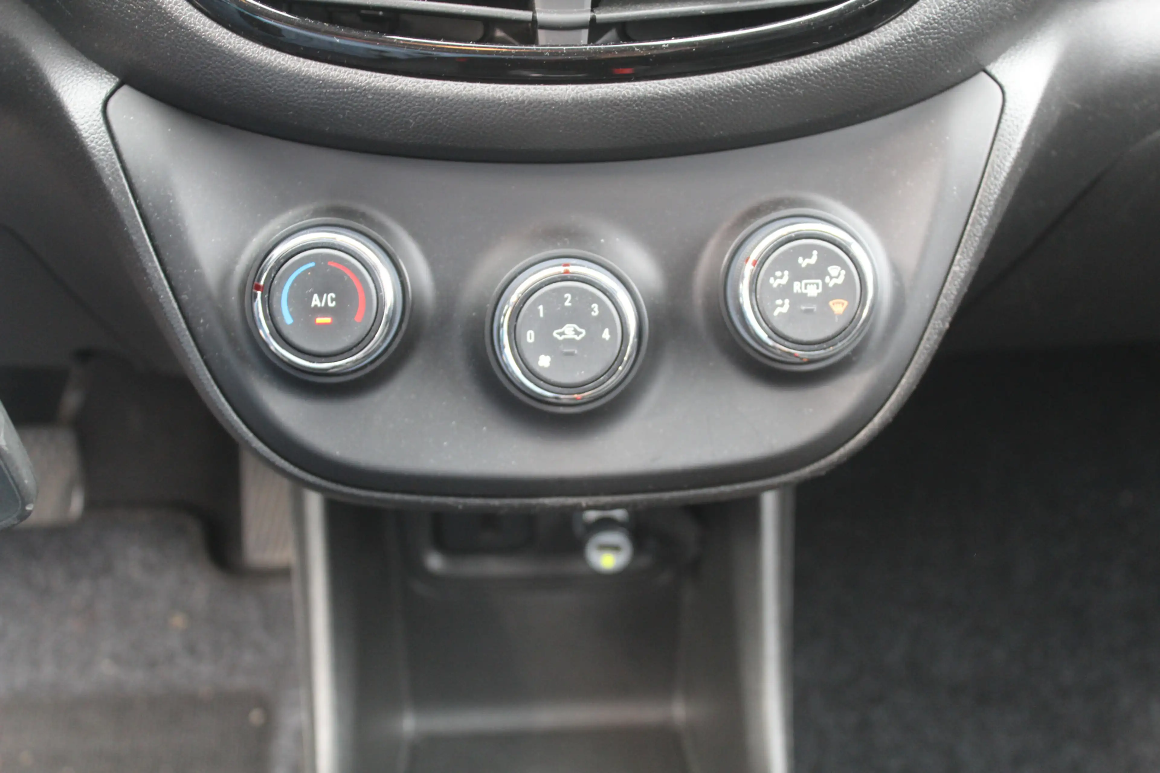 Opel Karl 1.0 Rocks Online Edition Cruise Controle l Airco l — photo 12
