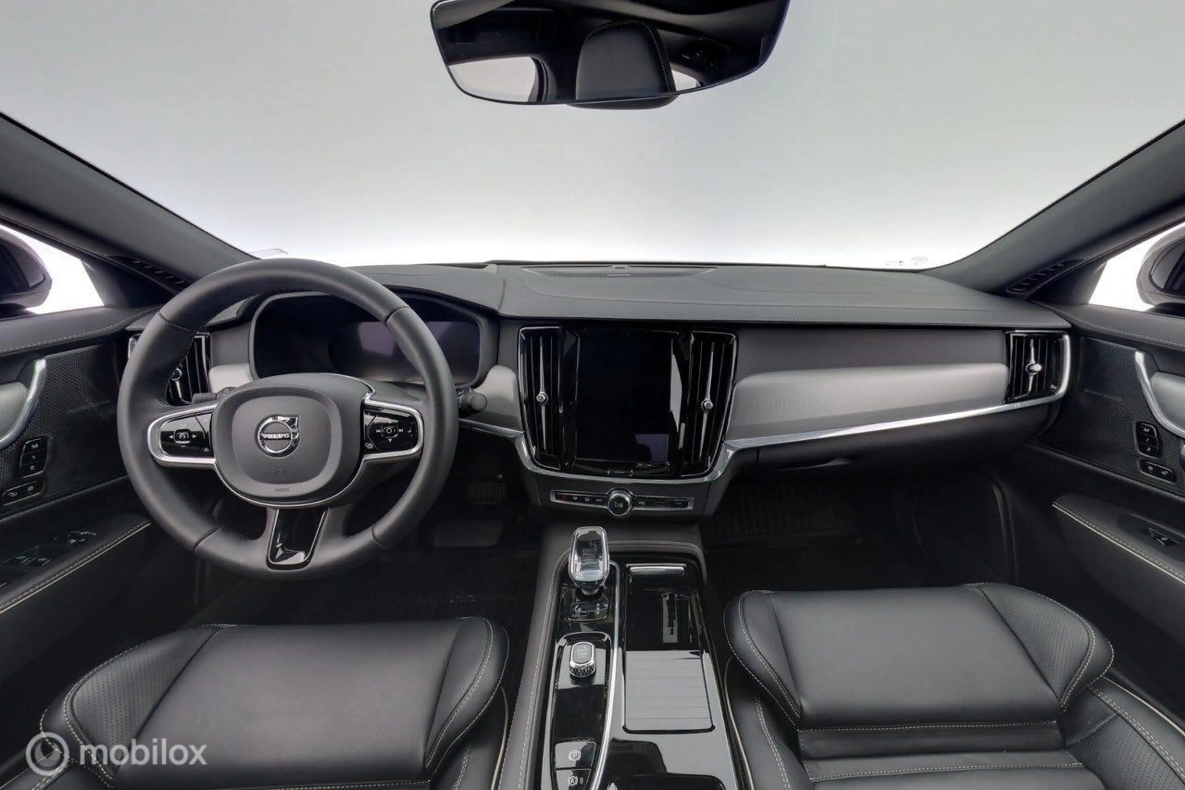 Volvo S90 2.0 T8 AWD Ultimate Dark, H/K, trekhaak, open dak — photo 13