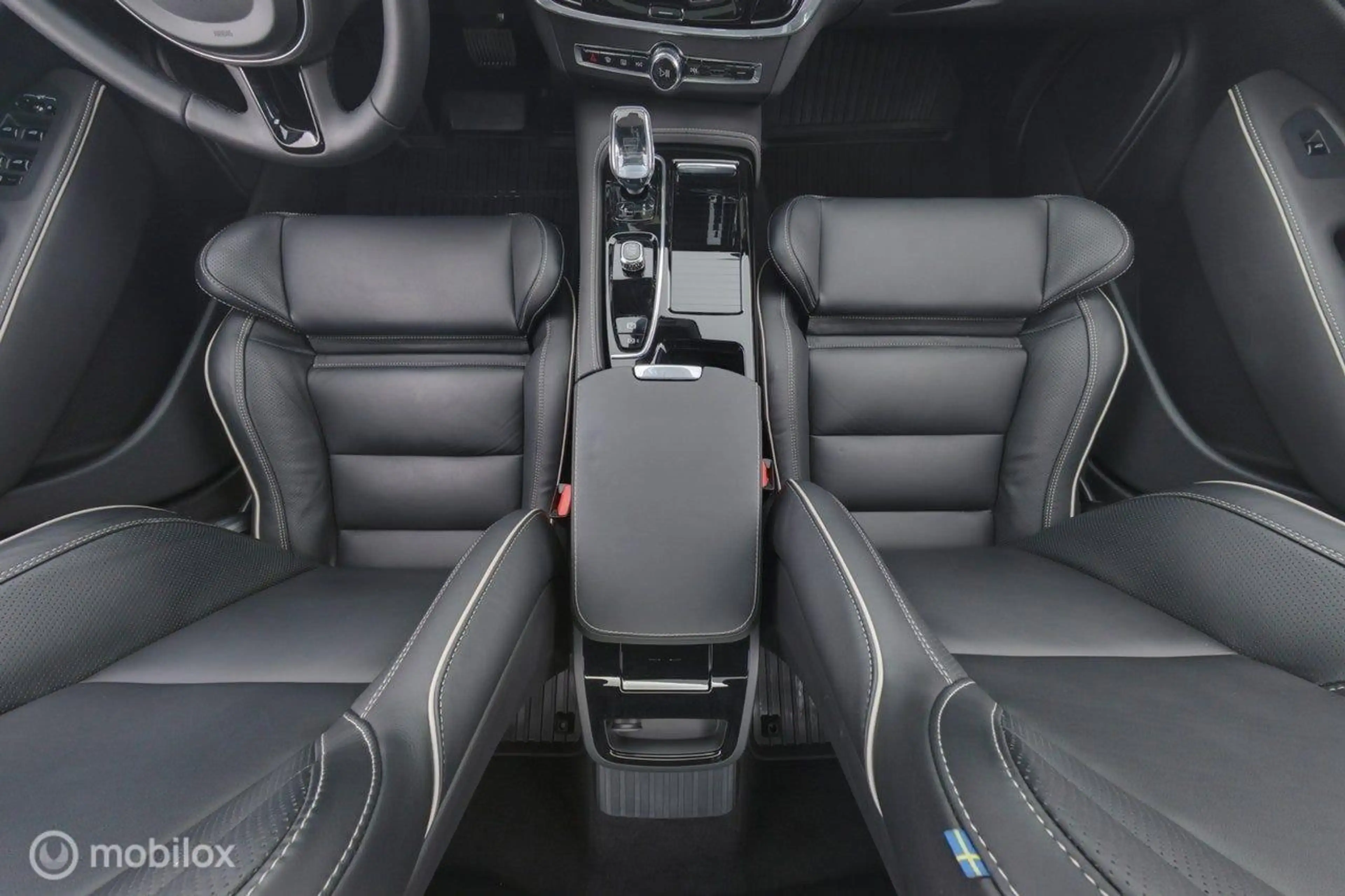 Volvo S90 2.0 T8 AWD Ultimate Dark, H/K, trekhaak, open dak — photo 14