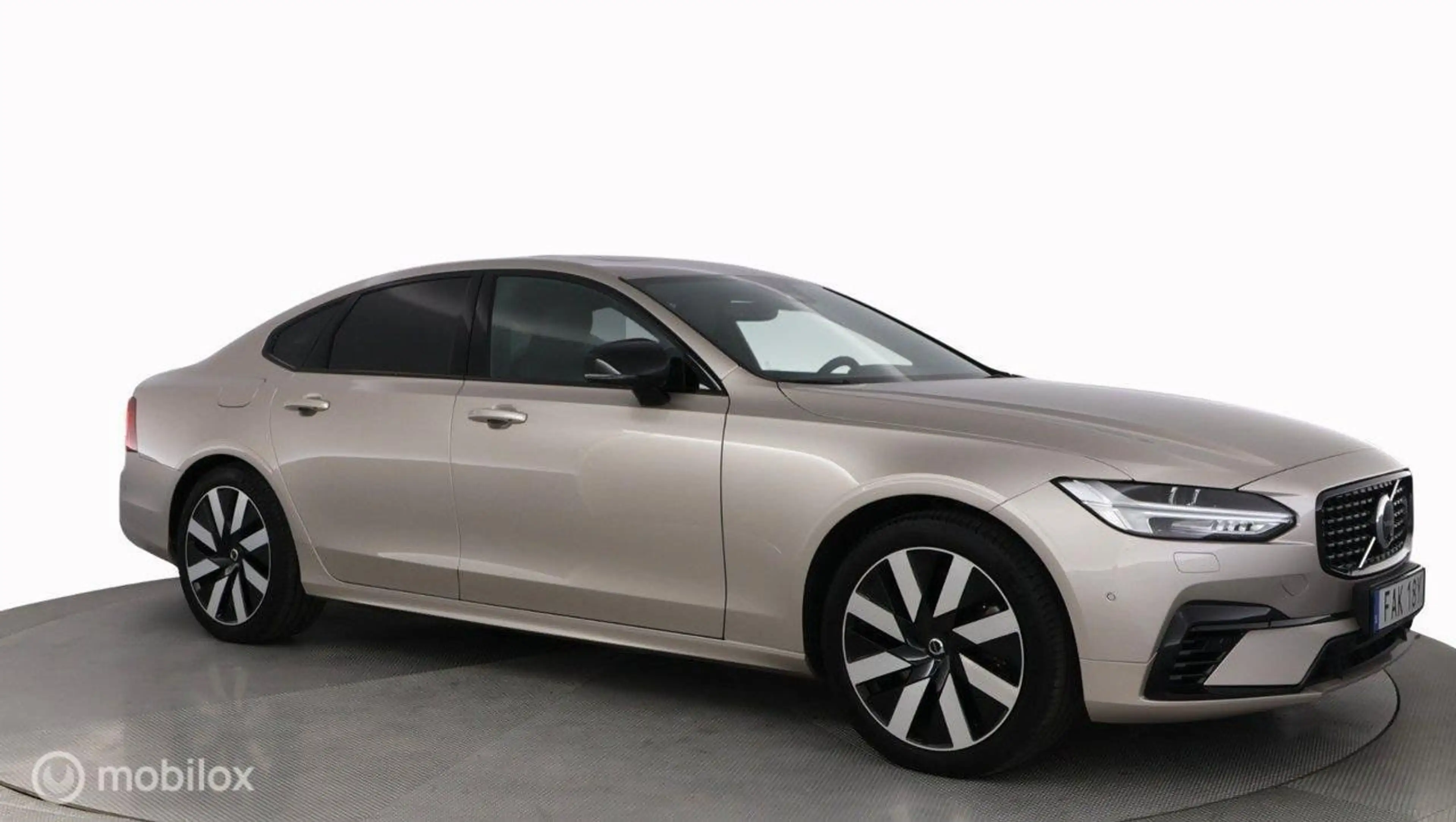 Volvo S90 2.0 T8 AWD Ultimate Dark, H/K, trekhaak, open dak — photo 6