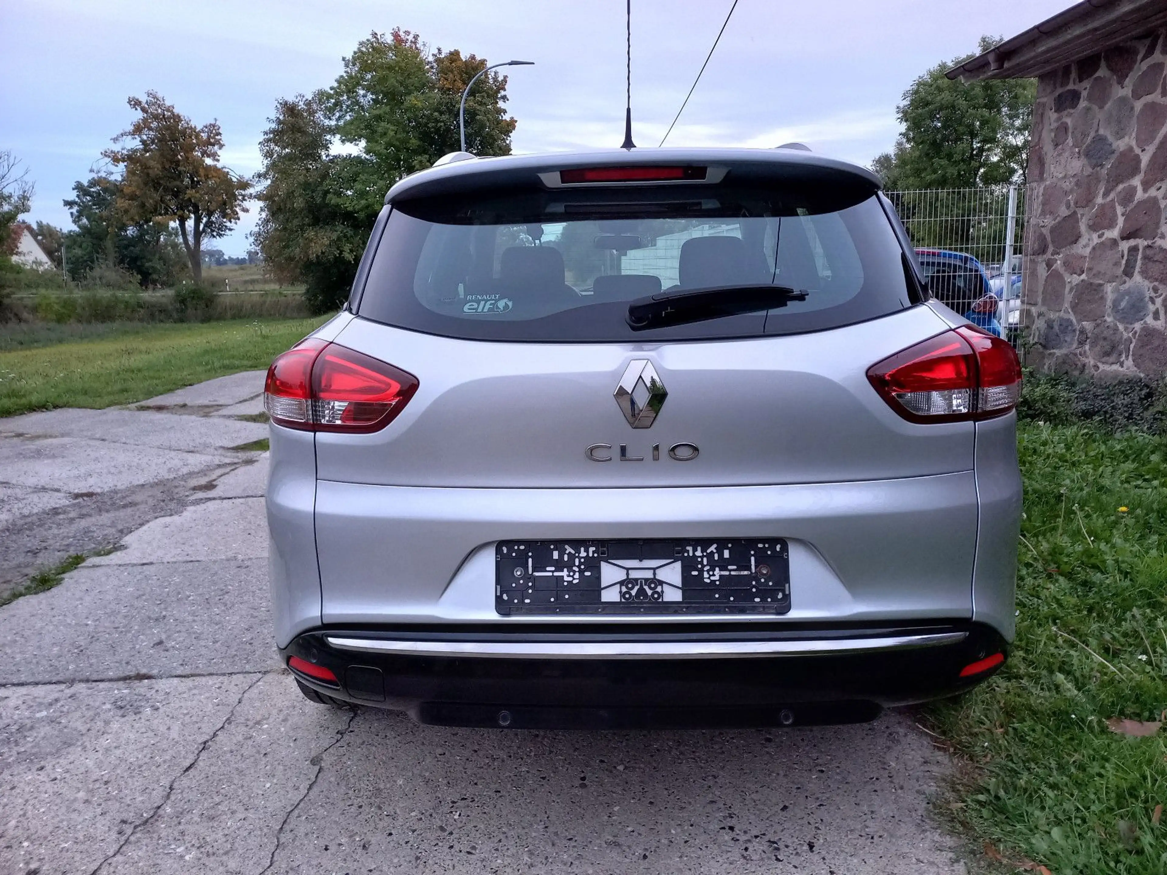 Renault Clio IV Grandtour Limited — photo 12