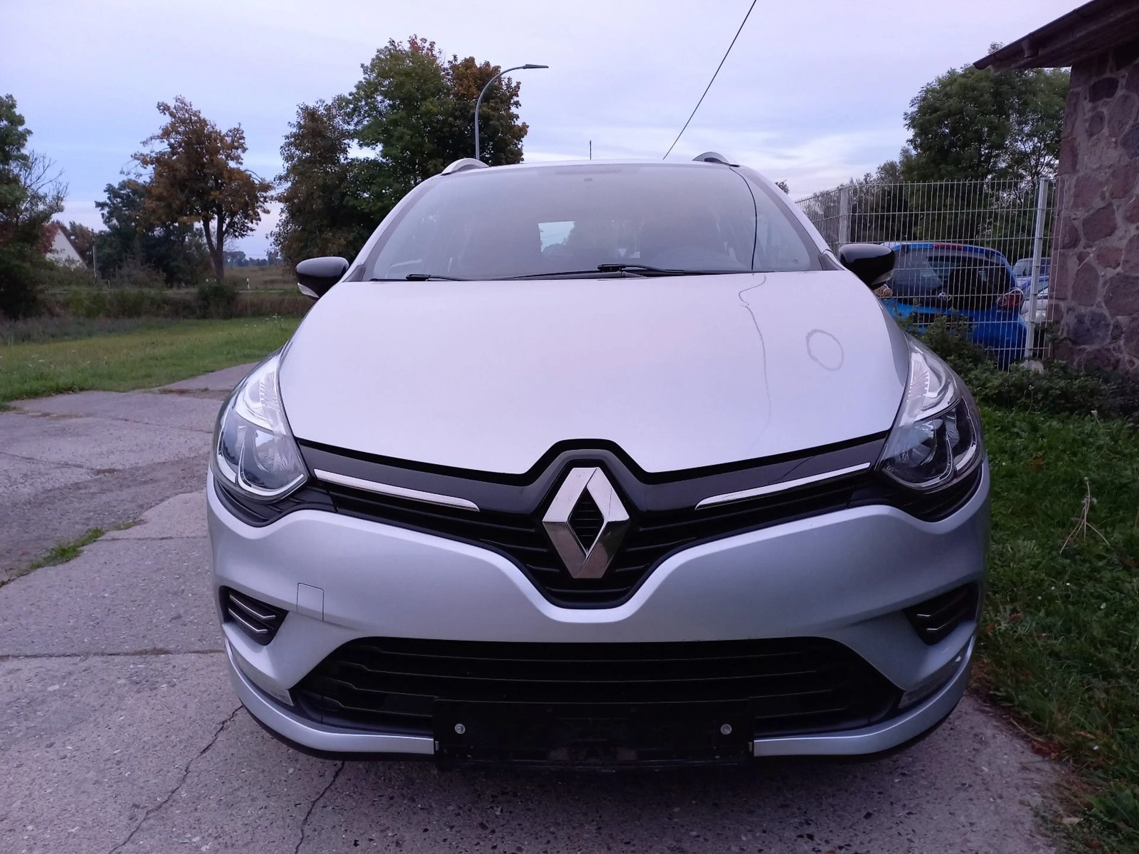 Renault Clio IV Grandtour Limited — photo 5