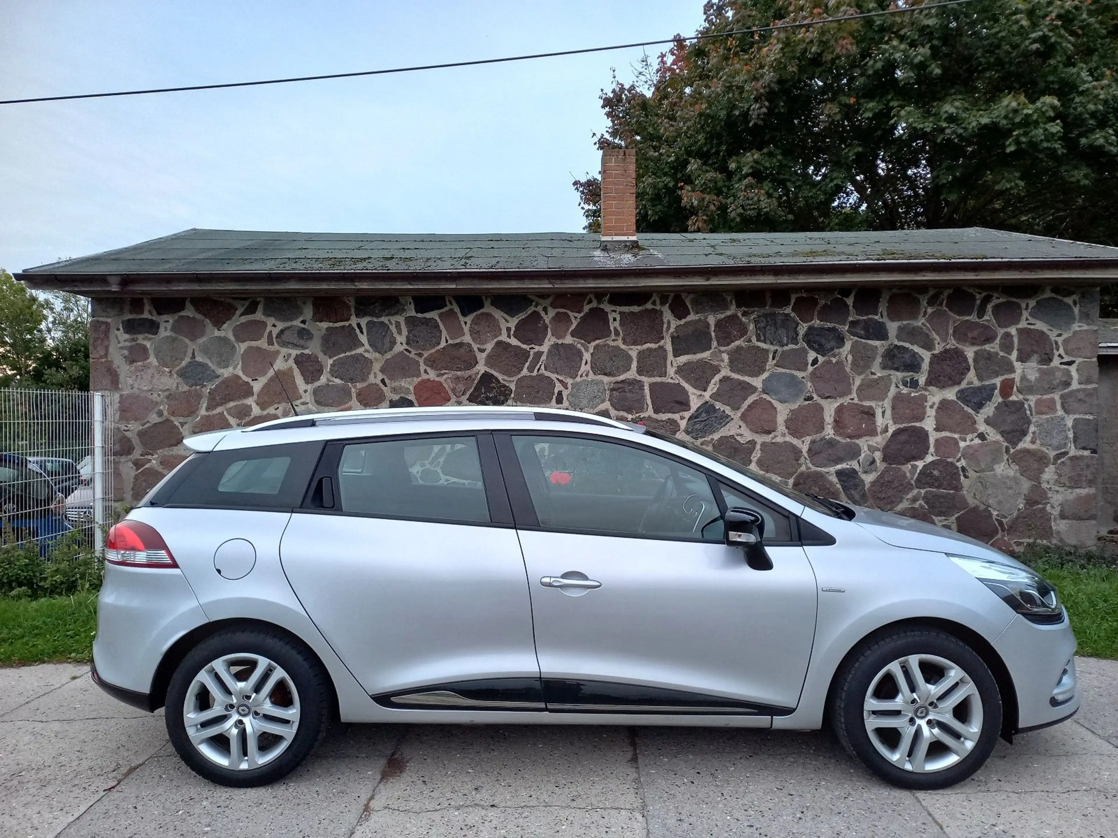 Renault Clio IV Grandtour Limited — photo 4