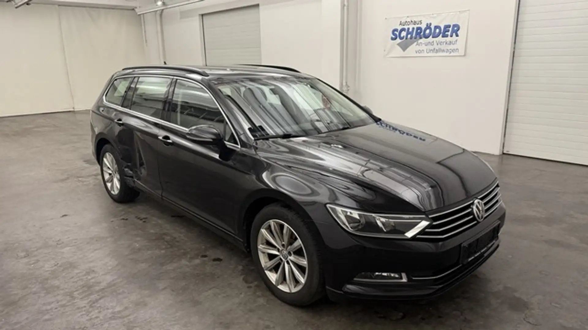 Volkswagen Passat Variant 2.0 TDI Comfortline BMT DSG *ACC* Schwarz - 2