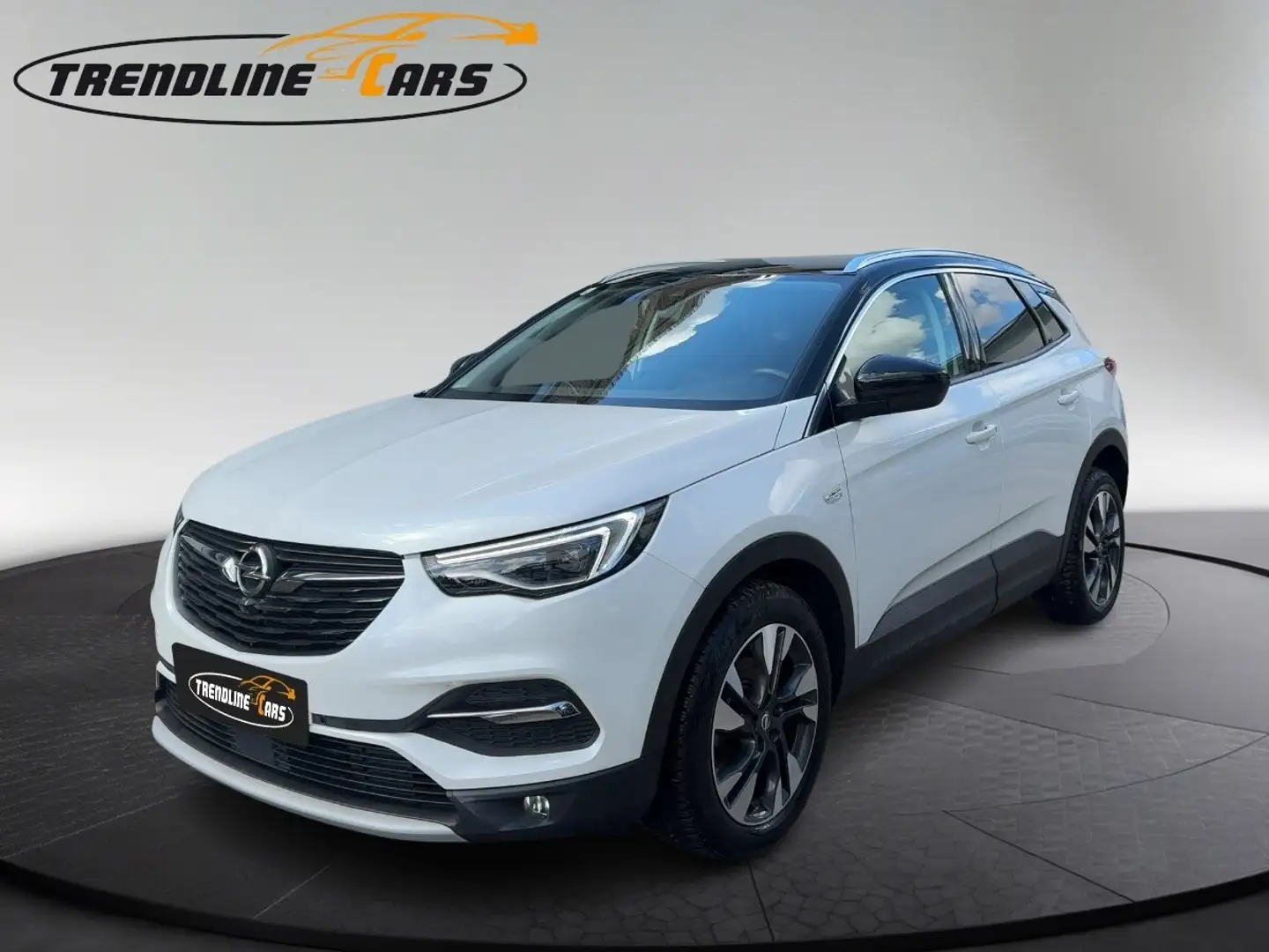 Opel Grandland X 1,2 Turbo Innovation Aut. Weiß - 1