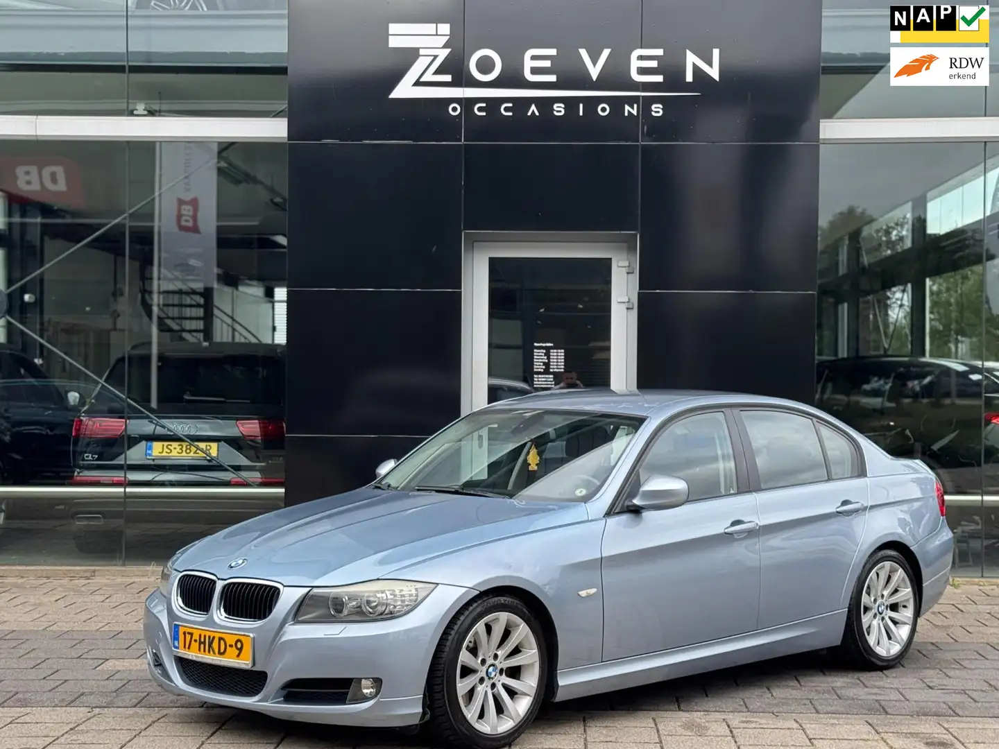 BMW 320 3-serie 320i High Executive Bleu - 1