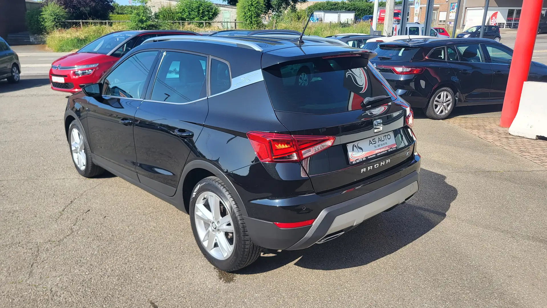 SEAT Arona 1.0 TSI 110cv FR DSG (EU6AP) Zwart - 2