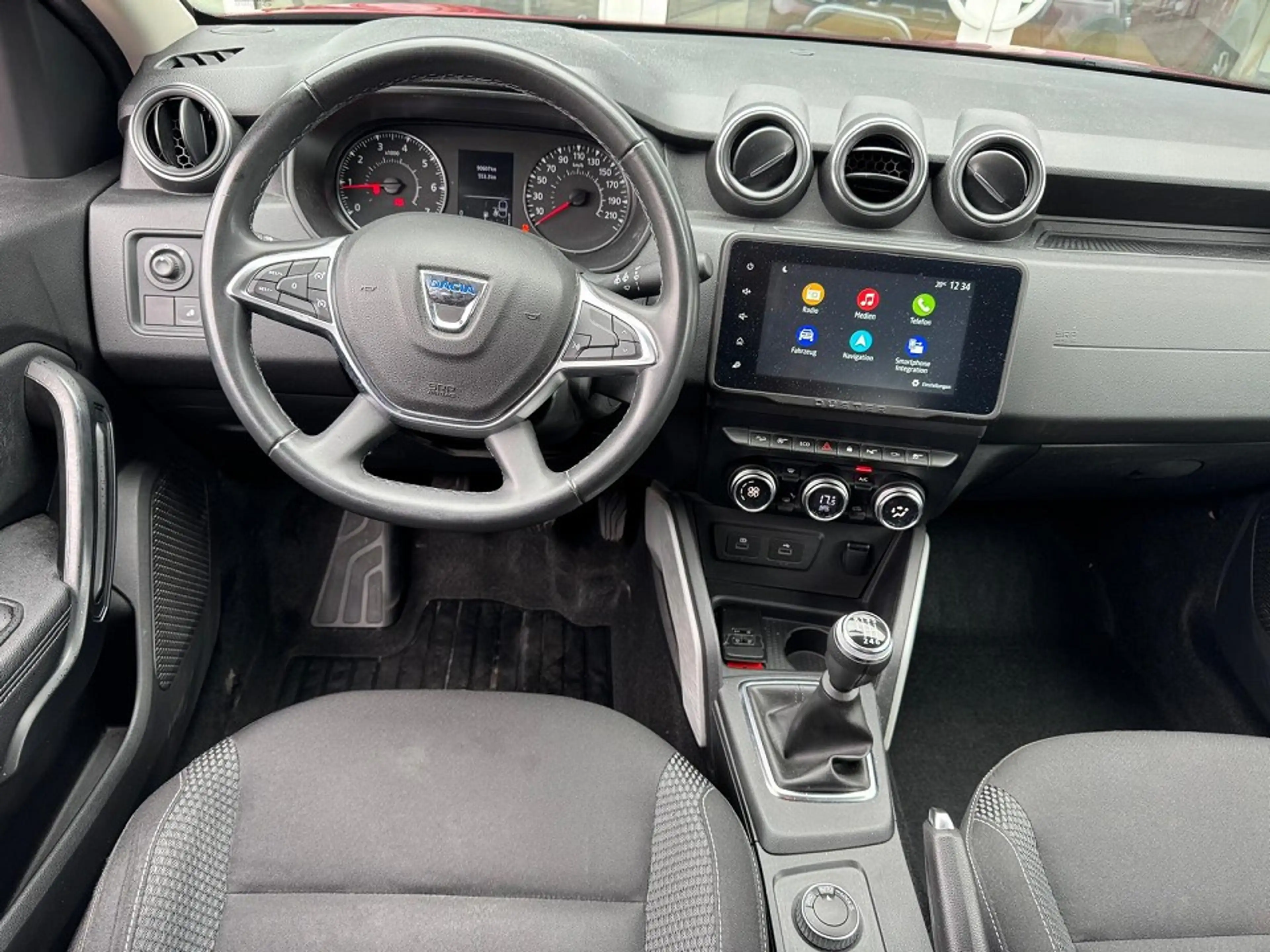 Dacia Duster II 1.3 TCe 150 Prestige + 4WD Prestige+ 4WD — photo 3