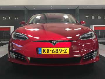 Model S 90D Base