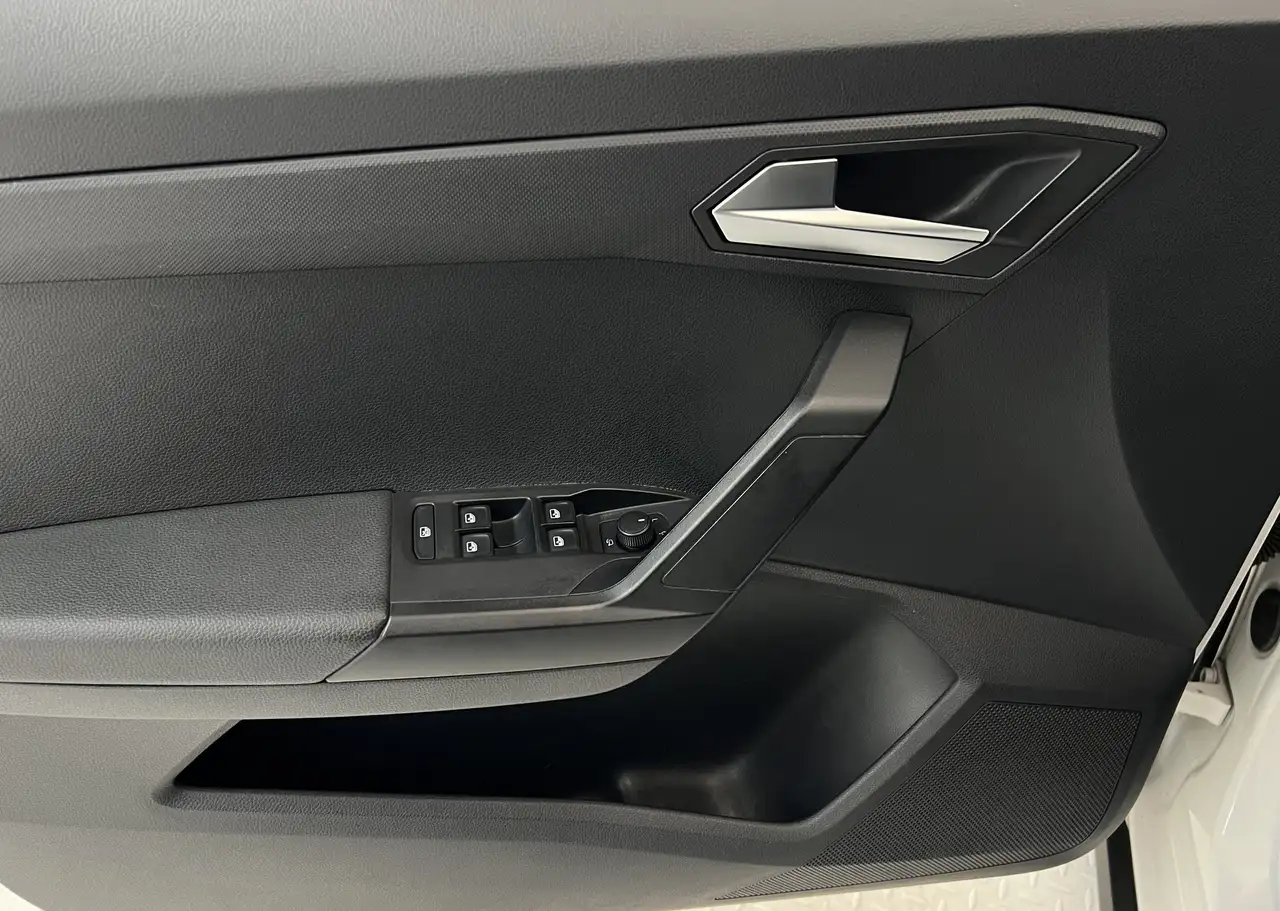 SEAT Arona Style 1.0 TSI 81 KW Paket M Infotain Winter, миниатюра 16