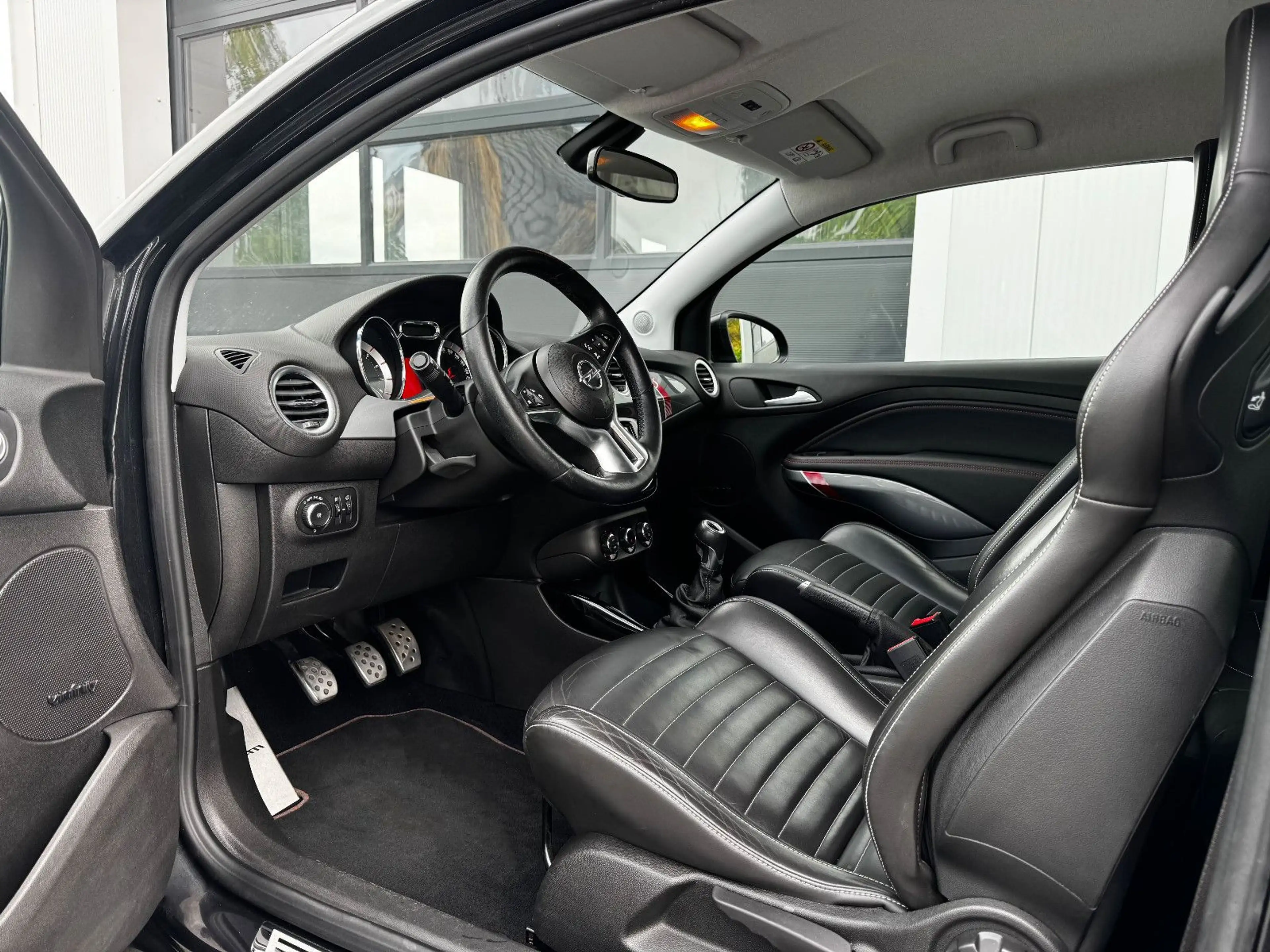 Opel Adam S 1.4 Turbo 110kW Recaro Vollleder infinity — photo 11
