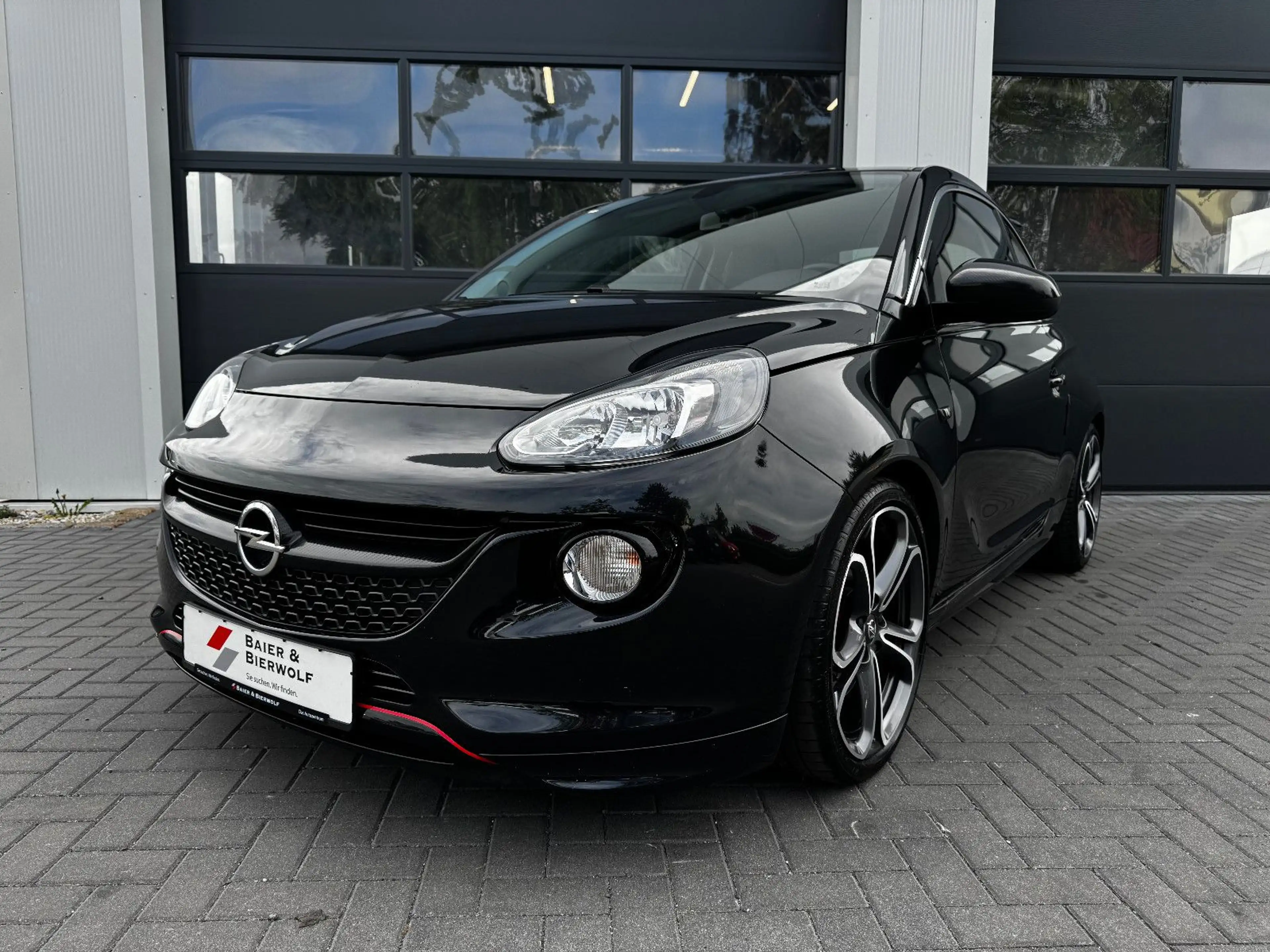 Opel Adam S 1.4 Turbo 110kW Recaro Vollleder infinity — photo 2