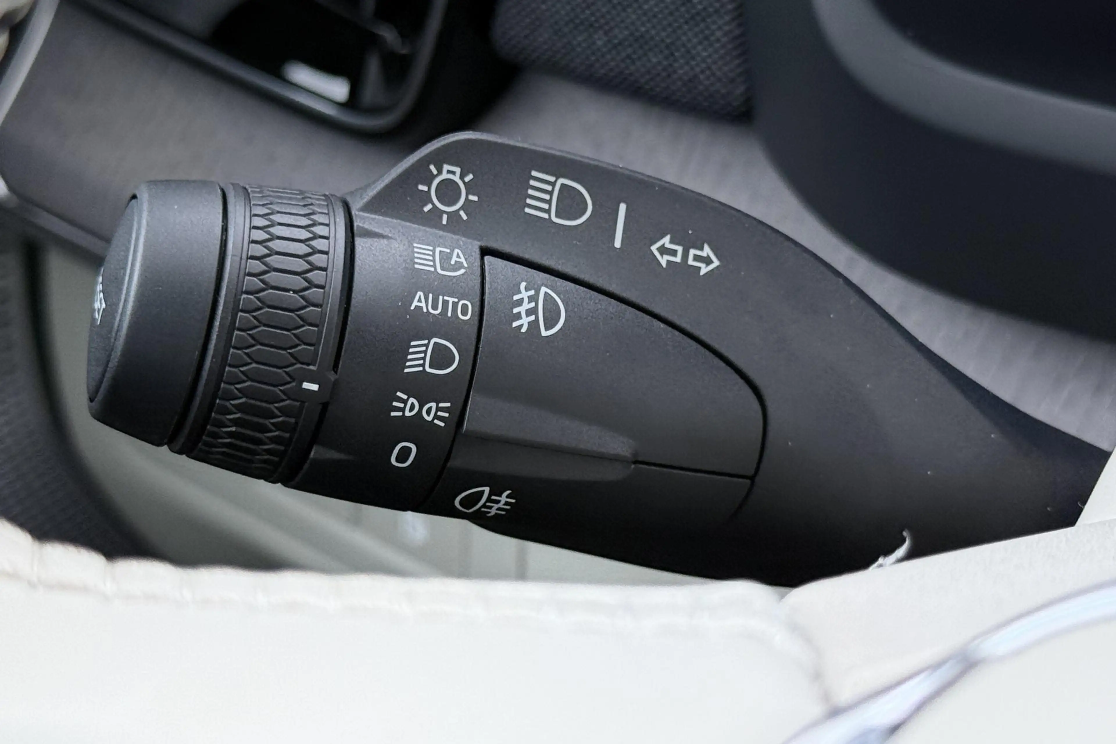 Volvo XC90 T8 Ultra Dark | HEICO SPORTIV | Luchtvering | Stoe — photo 40