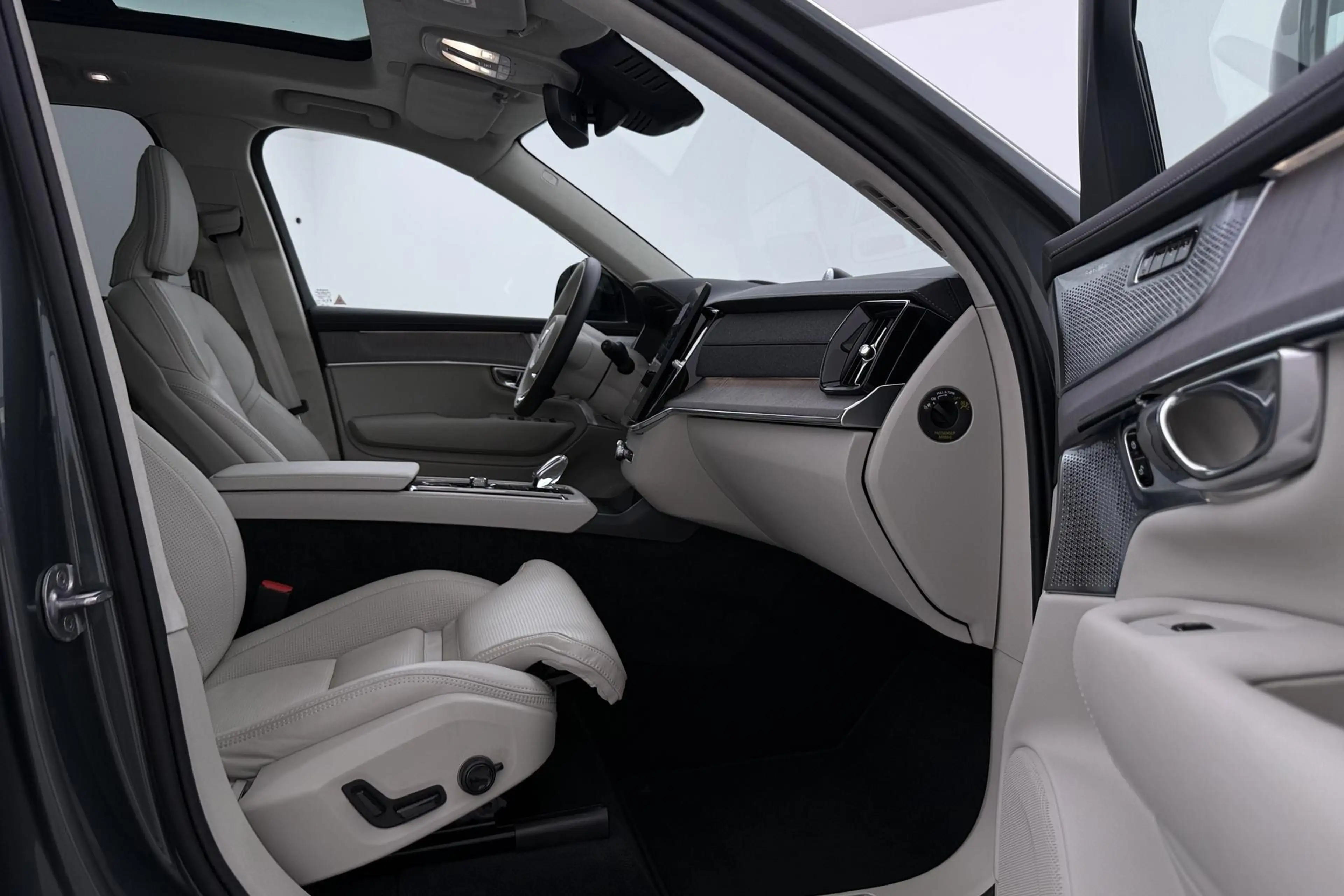 Volvo XC90 T8 Ultra Dark | HEICO SPORTIV | Luchtvering | Stoe — photo 49