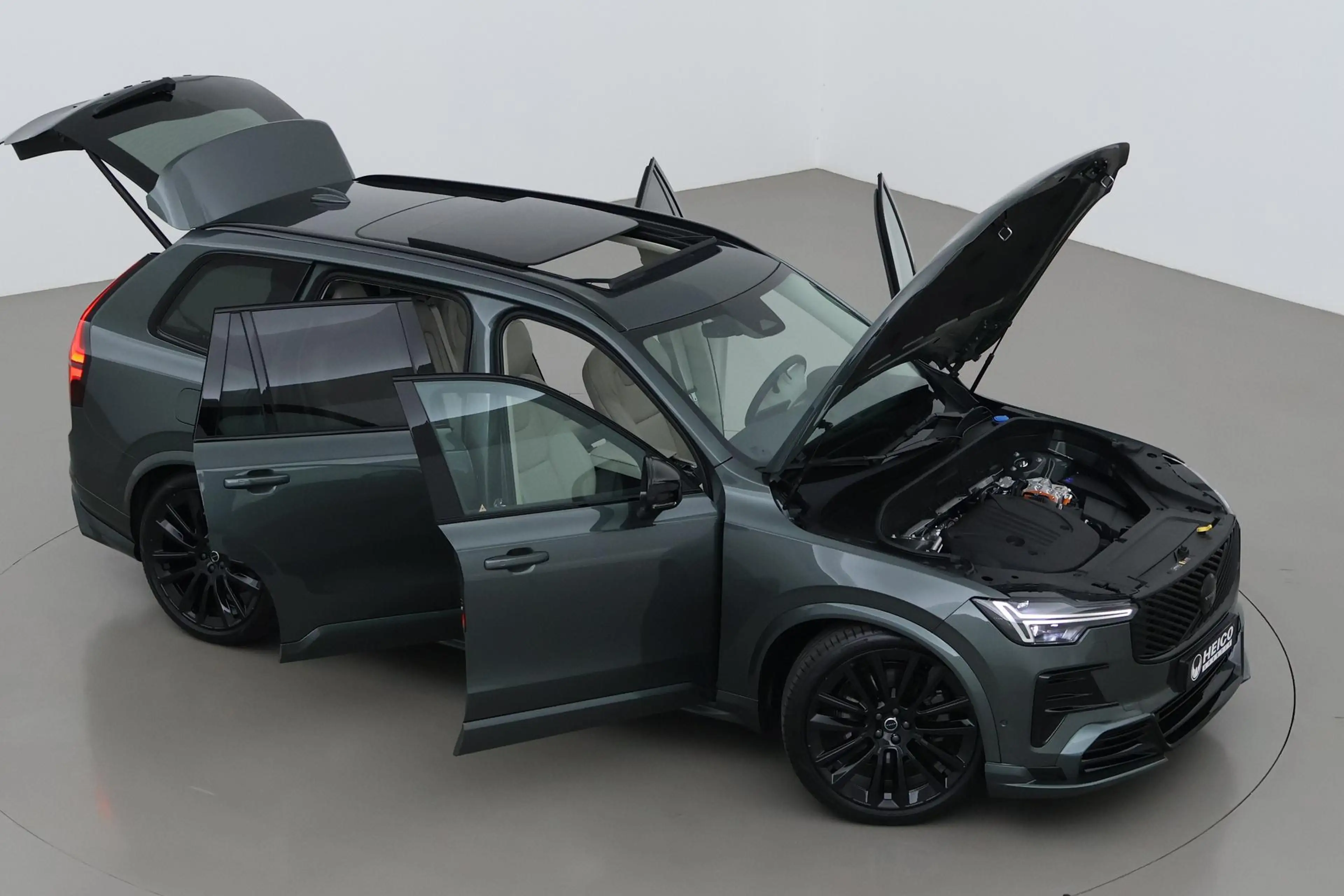 Volvo XC90 T8 Ultra Dark | HEICO SPORTIV | Luchtvering | Stoe