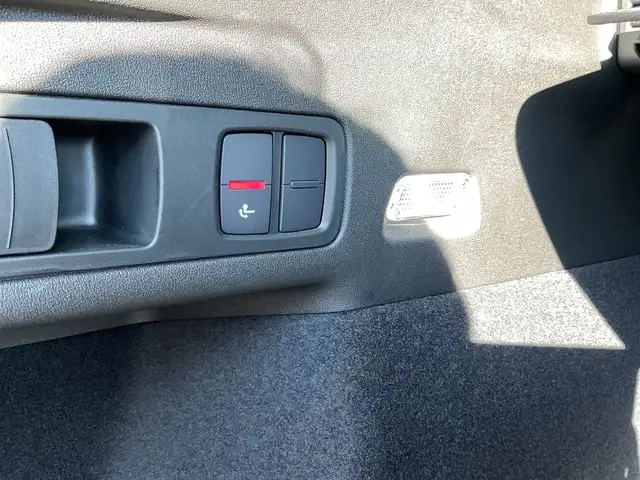 Audi Q6 view 15