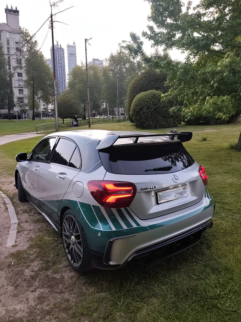 Mercedes-Benz A 45 AMG 4Matic 7G-DCT - 1