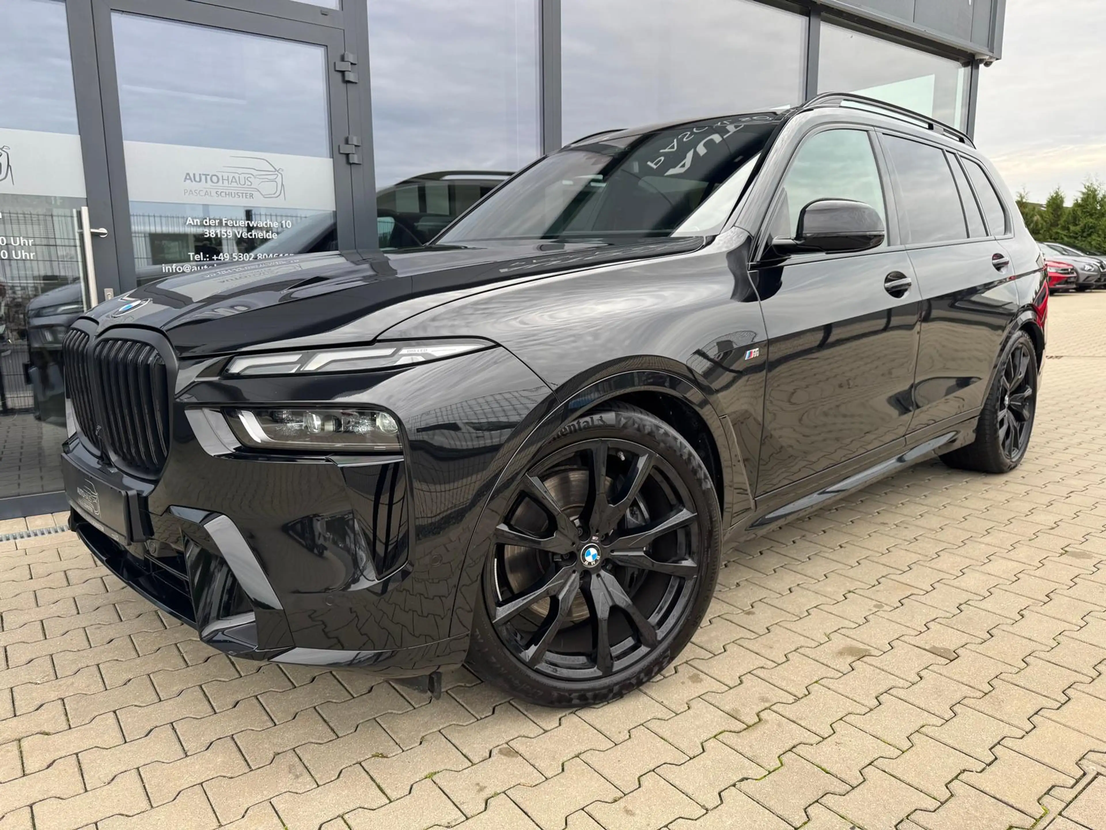 BMW X7 xDrive 40 d M Sport/AHK/ACC/PANO/7 SITZER/SKY — photo 2