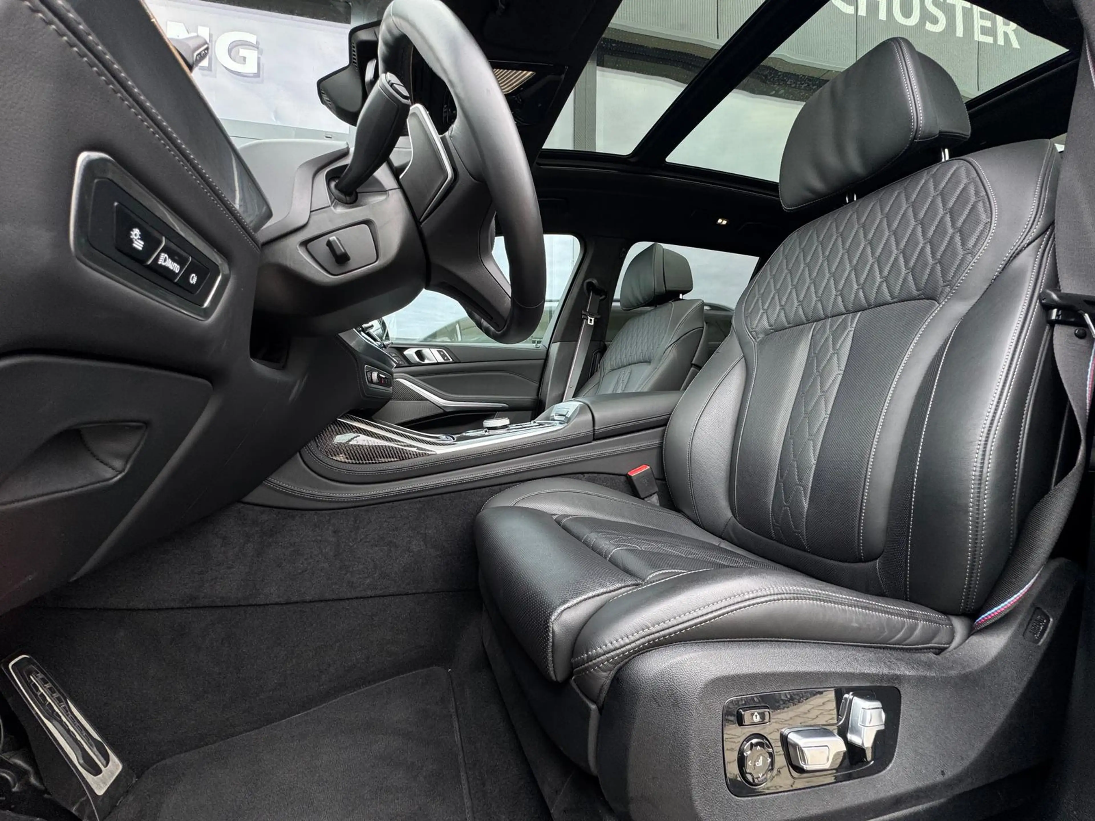 BMW X7 xDrive 40 d M Sport/AHK/ACC/PANO/7 SITZER/SKY — photo 7