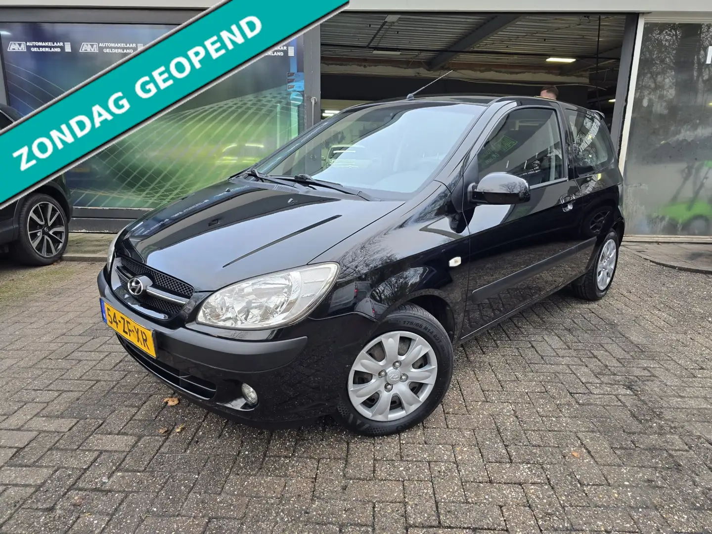 Hyundai Getz 1.4i Active Cool | 12MND GARANTIE | AIRCO | ELEC R Schwarz - 1