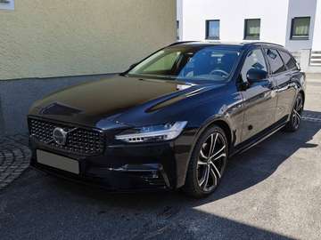 V90 B4 Ultimate Dark R-Design STH PANO H&K Soun