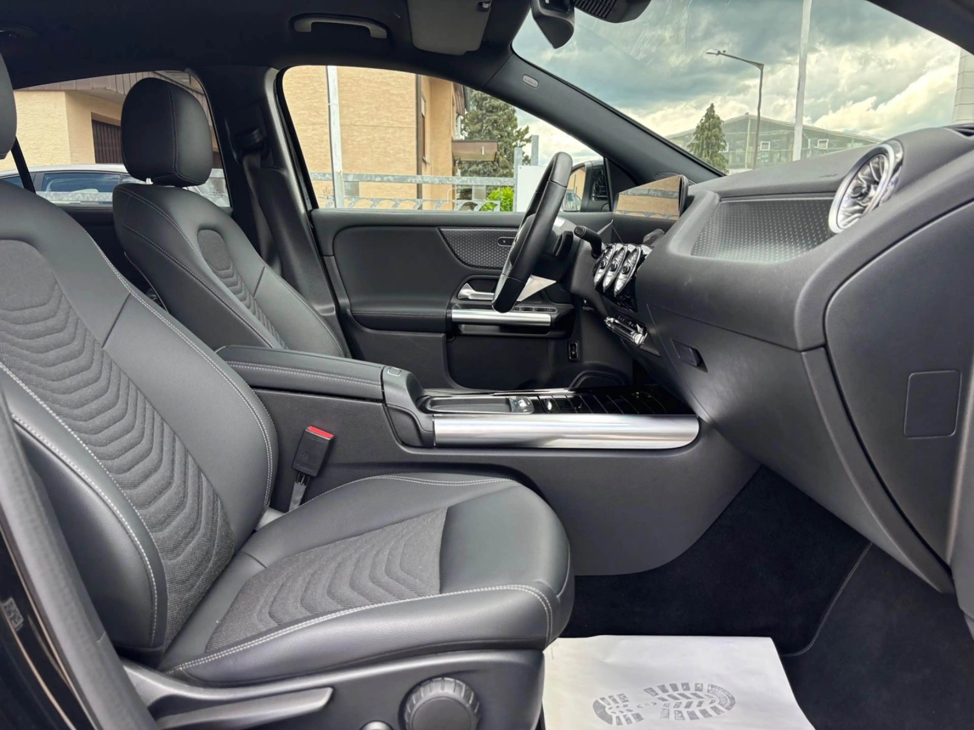 Mercedes-Benz GLA 220 d 4Matic,ACC,Garantie 03/2027,TOP — photo 7