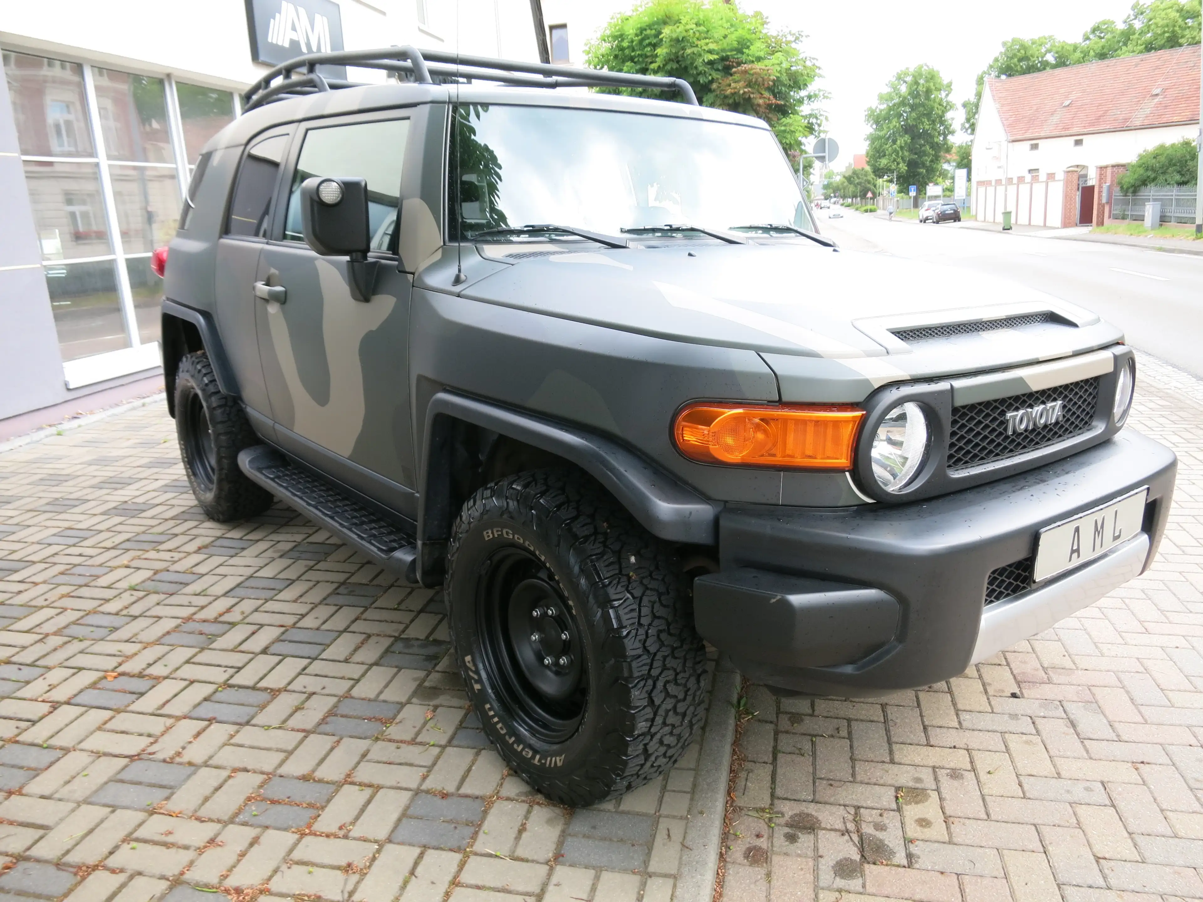 Toyota FJ Cruiser — photo 3