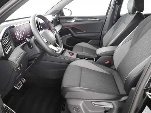Volkswagen Tiguan view 8
