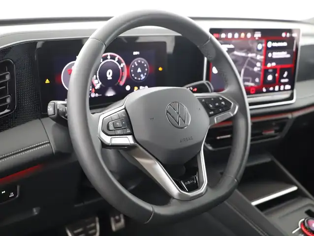 Volkswagen Tiguan view 11