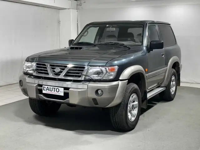 Nissan Patrol 3.0 td di Comfort HT Nissan Patrol GR turbo