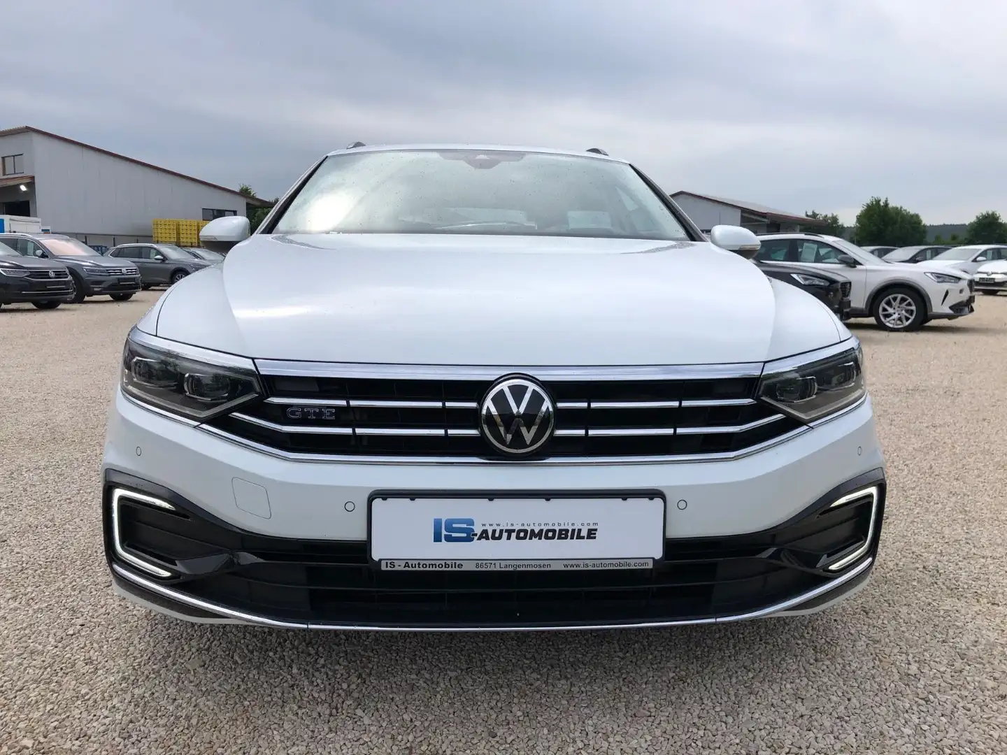 Volkswagen Passat Variant GTE,NAVI,LED,ACC,SHZ,AHK,RFK,PSD Weiß - 2