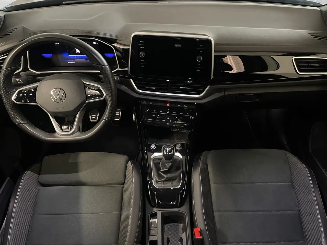 Volkswagen T-Roc, фото 4
