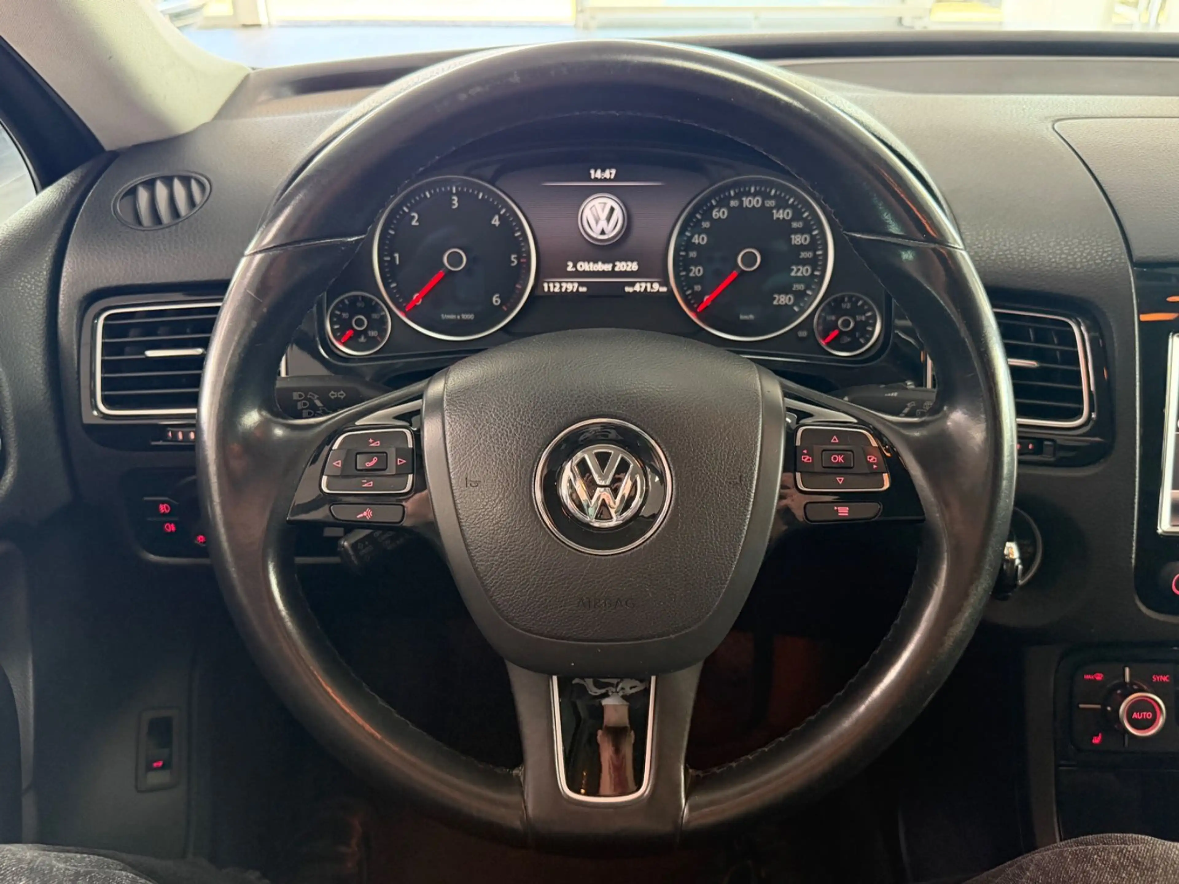 Volkswagen Touareg V6 TDI / NAVI / Temp. / — photo 12