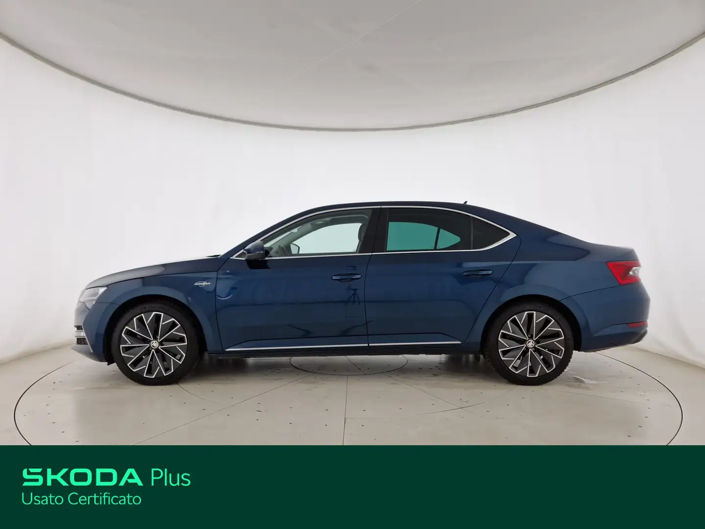 Skoda Superb 2.0 tdi evo laurin&klement 200cv dsg Bleu - 2