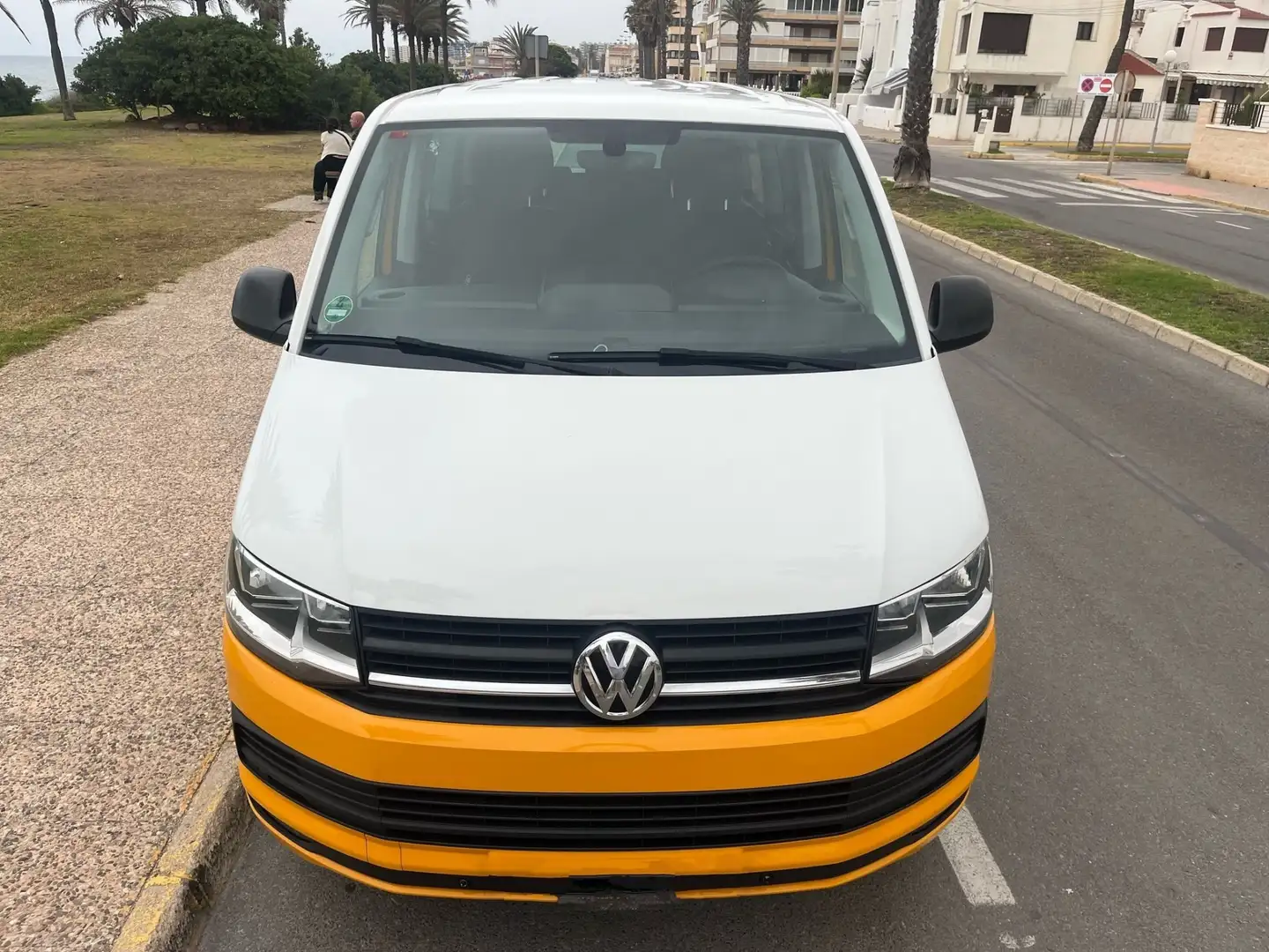 Volkswagen T6 Multivan 2.0TDI BMT The Original DSG 110kW White - 2