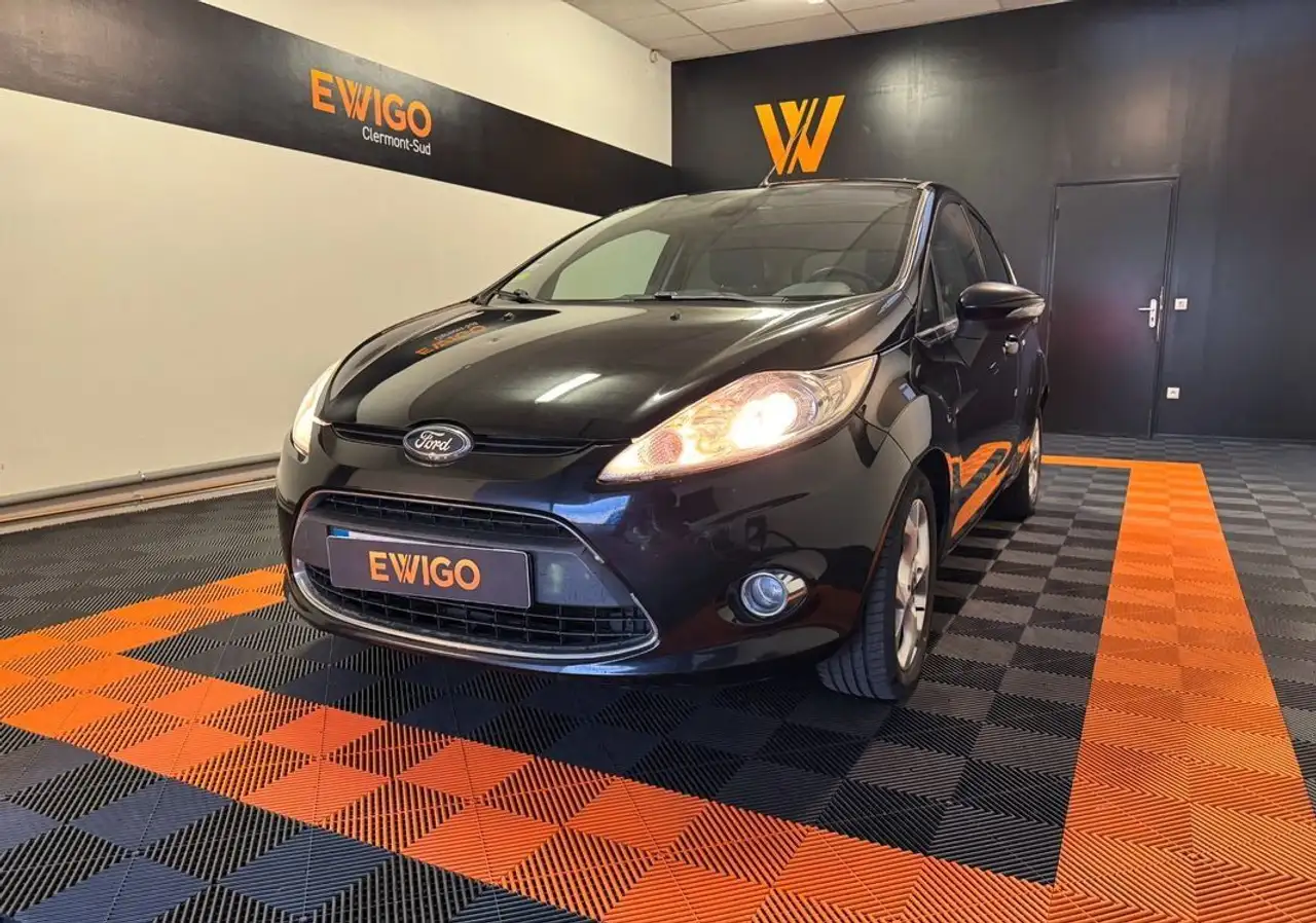 Ford Fiesta 1.6 tdci 95ch titanium
