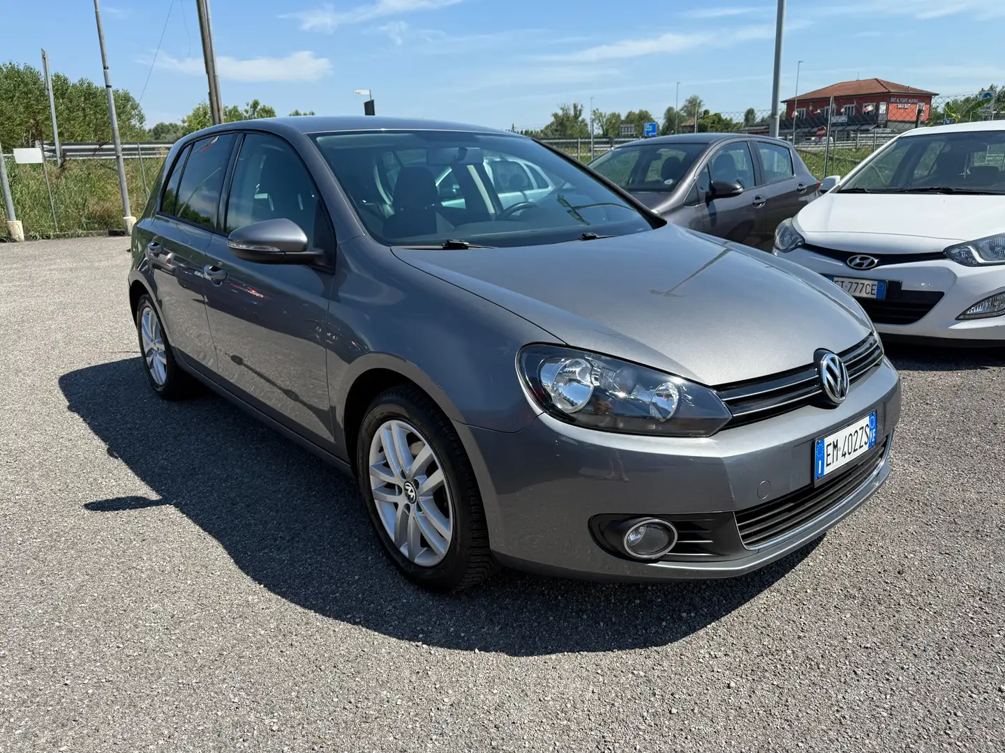 Volkswagen Golf Golf VI 2012 5p 1.6 tdi 105CV Gris - 2