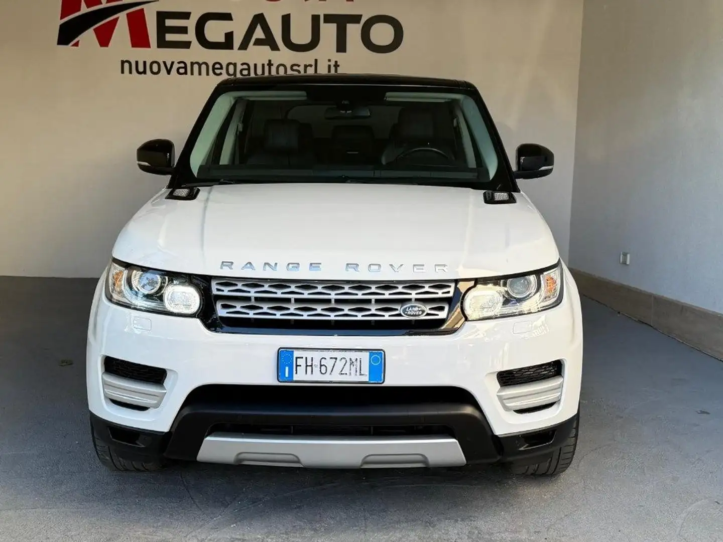 Land Rover Range Rover Sport 3.0 TDV6 Black & White Edition Gris - 2