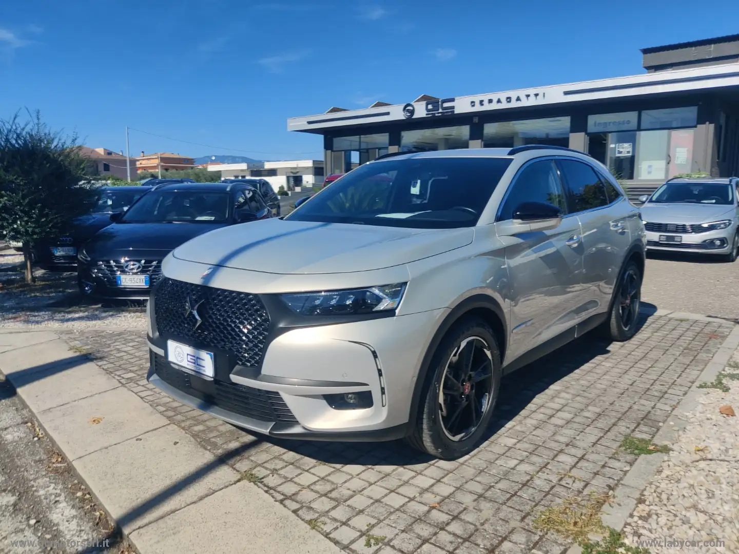 DS Automobiles DS 7 Crossback DS 7 Crossback E-Tense 4x4 Perform. Line + PROMO Grijs - 1