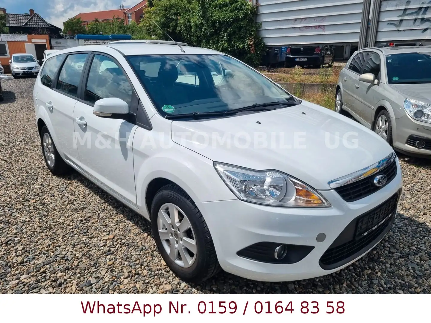 Ford Focus Turnier Style + Weiß - 1
