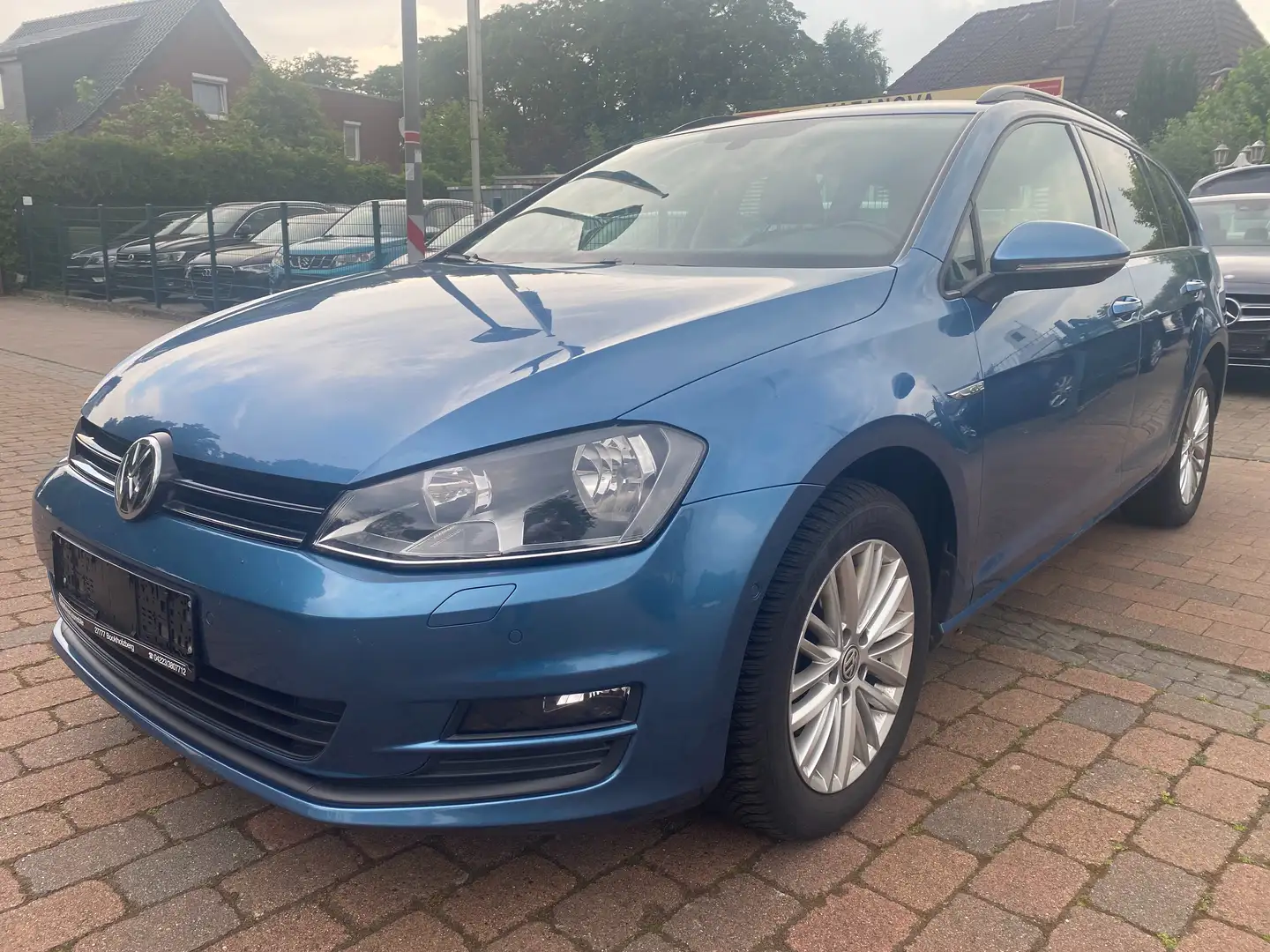 Volkswagen Golf Variant Cup BMT+AHK+PDC+SHZ Blau - 1