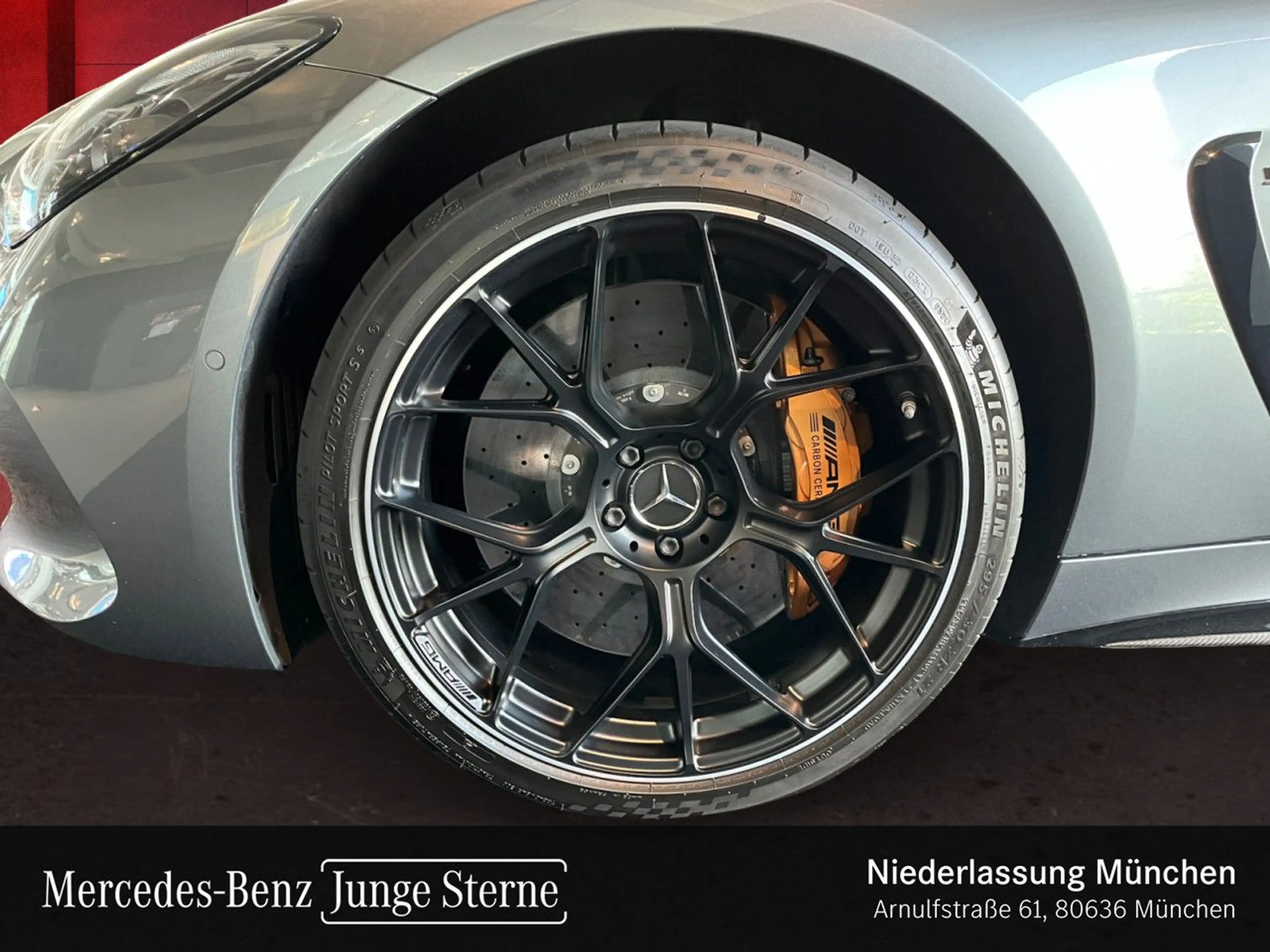 Mercedes-Benz AMG GT 63  Cp. 4M Keramik Carbon Perf-Sitze Pano — photo 15